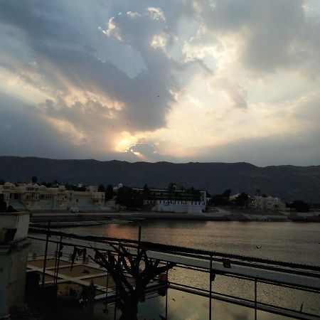 Rainbow Palace Hotell Pushkar Eksteriør bilde